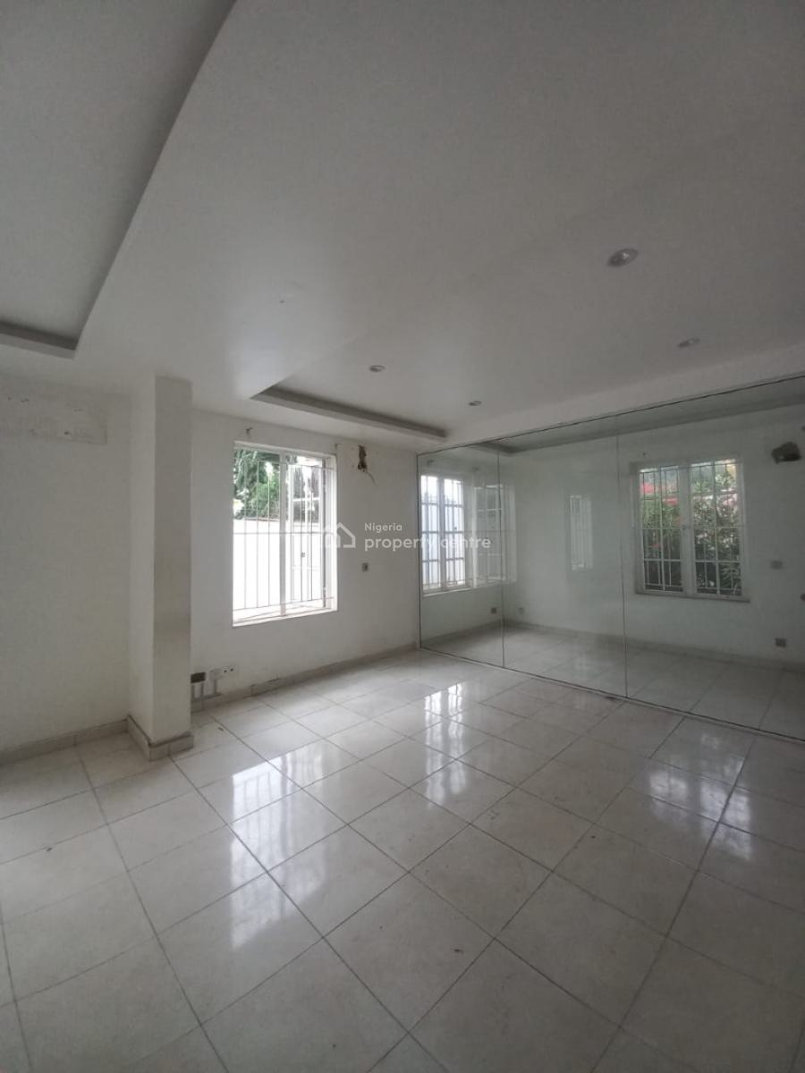 Spacious 6-bedroom Commercial Detached House + Bq, Ikoyi, Lagos, Commercial Property for Rent