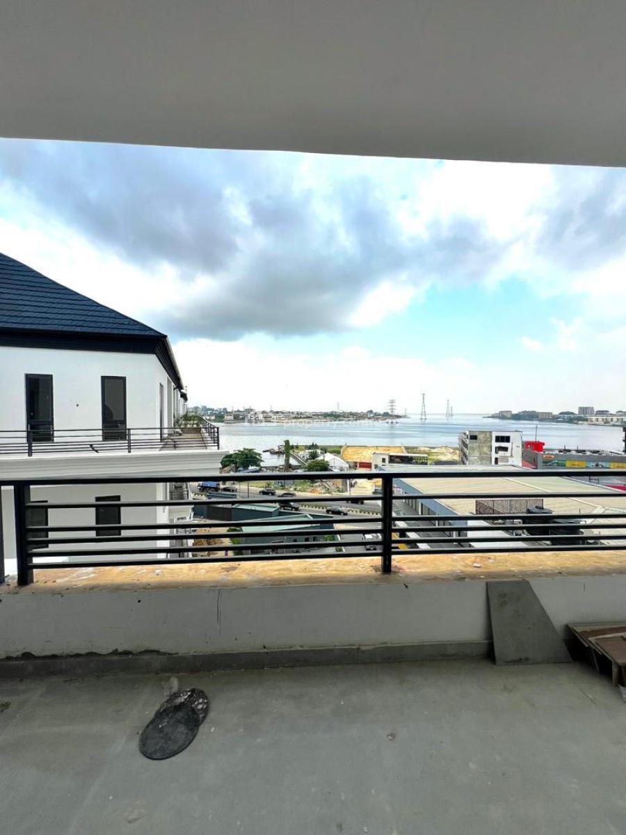 Exquisite 2-bedroom Penthouse with Bq, Elevator, Gym, and Pool, Penthouse with Bq, Elevator, Gym, and Pool,, Lekki Phase 1, Lekki, Lagos, Flat / Apartment for Sale