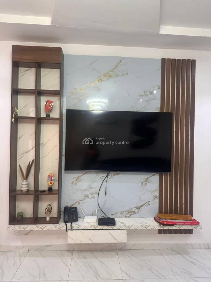 2 Bedroom Serviced Apartment, Lekki Phase 1, Lekki, Lagos, Flat / Apartment Short Let
