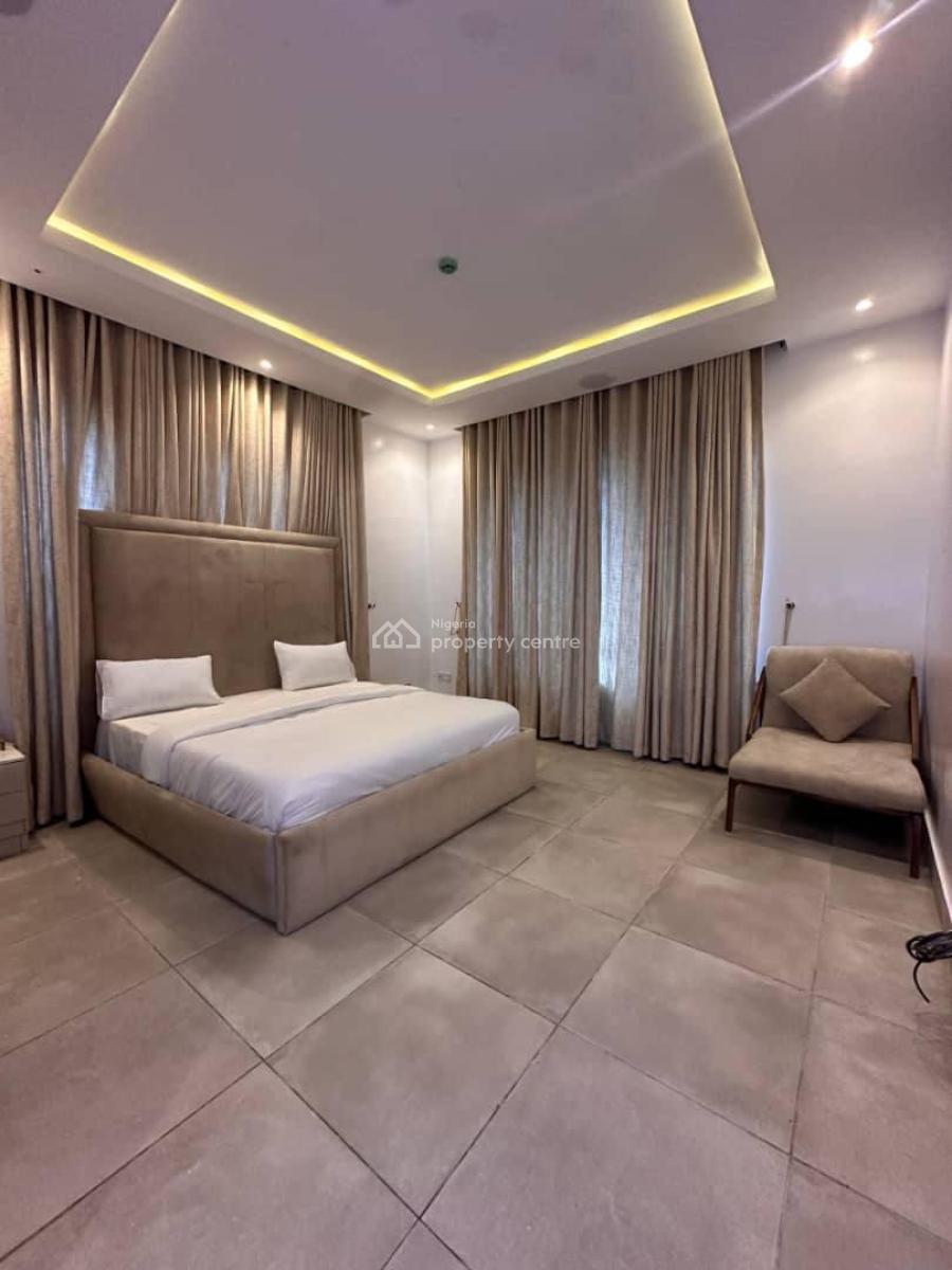 2 Bedroom Serviced Apartment, Lekki Phase 1, Lekki, Lagos, Flat / Apartment Short Let