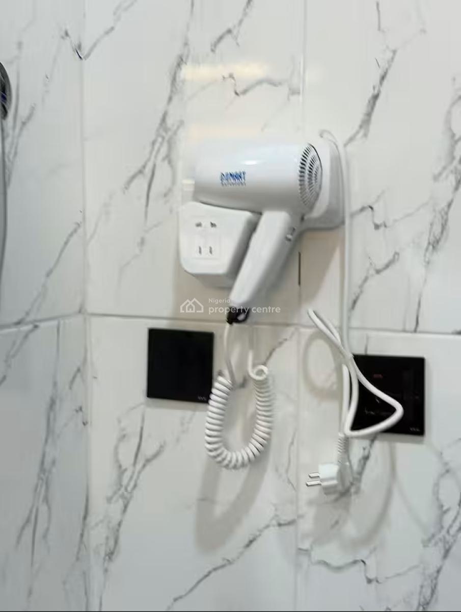 Oaksvale 3 Bedroom Afro Modern Duplex Apartment, Ken Carol Estate, Ogui Road, Enugu, Enugu, Flat / Apartment Short Let