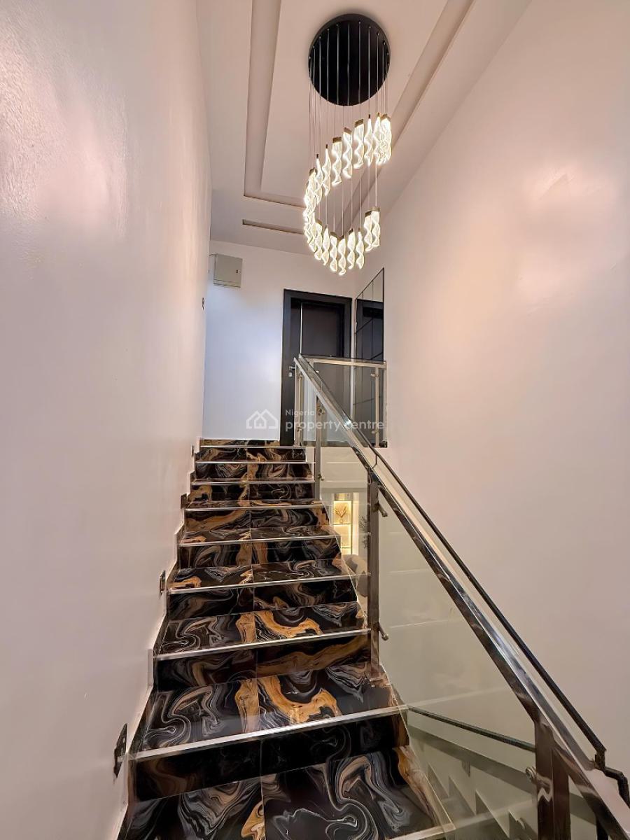 Oaksvale 4 Bedroom Apartment, Ken Carol Estate, Ogui Road, Enugu, Enugu, Flat / Apartment Short Let