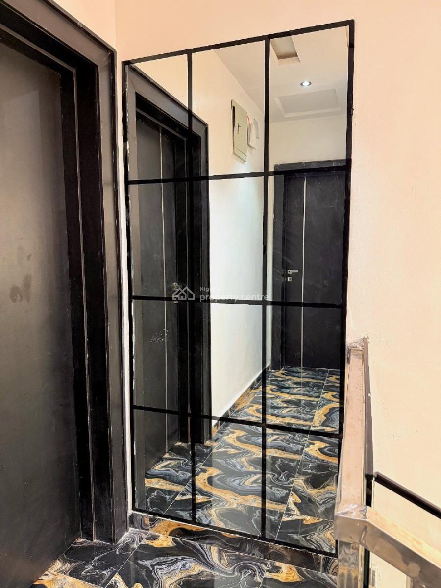 Oaksvale 4 Bedroom Apartment, Ken Carol Estate, Ogui Road, Enugu, Enugu, Flat / Apartment Short Let