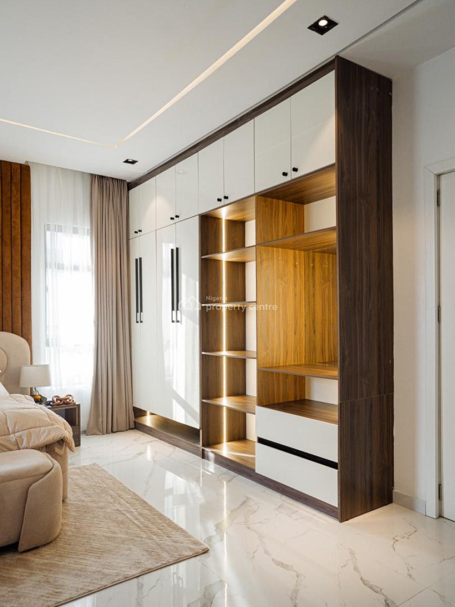 New Luxurious 5bedroom Self Compound with Private Pool, Cinema & Ps5, Off Admiralty Way, Lekki Phase 1, Lekki, Lagos, House Short Let