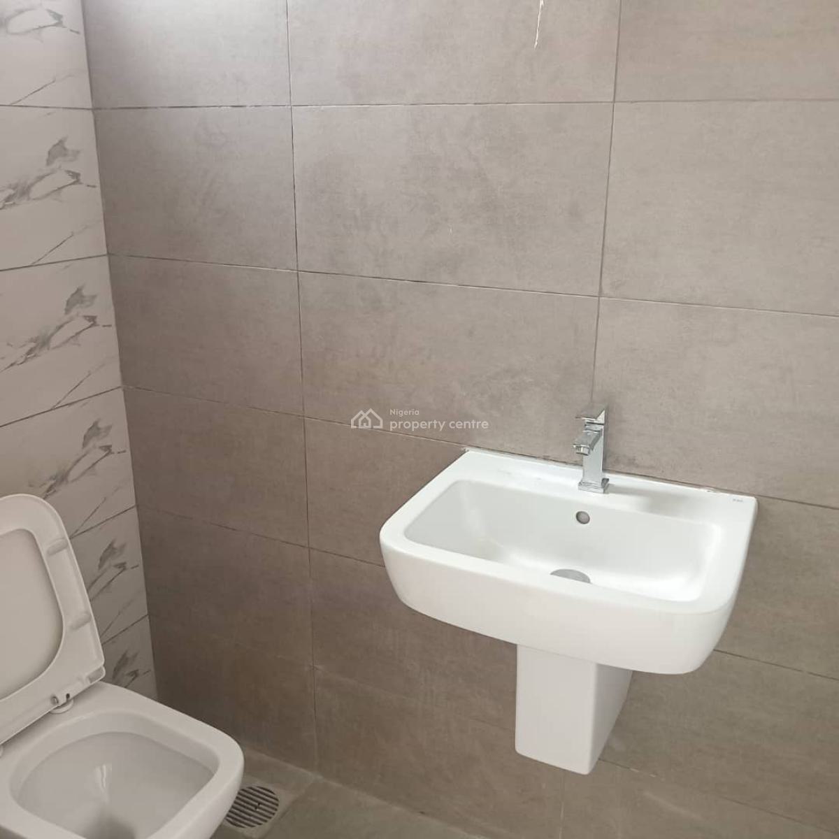 Well Maintained 3 Bedroom Apartment, Off Adeola Odeku, Victoria Island (vi), Lagos, Flat / Apartment for Rent