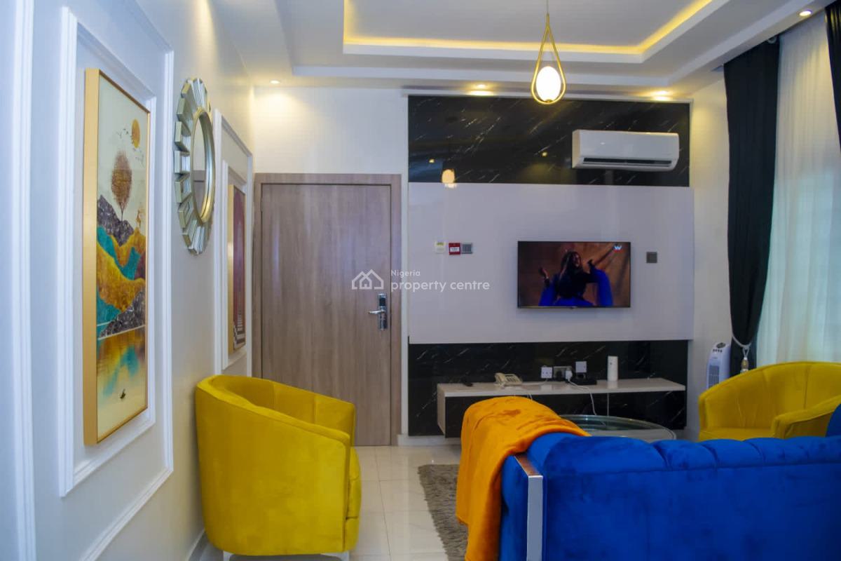 2 Bedroom Apartment, Surulere, Lagos, Flat / Apartment Short Let