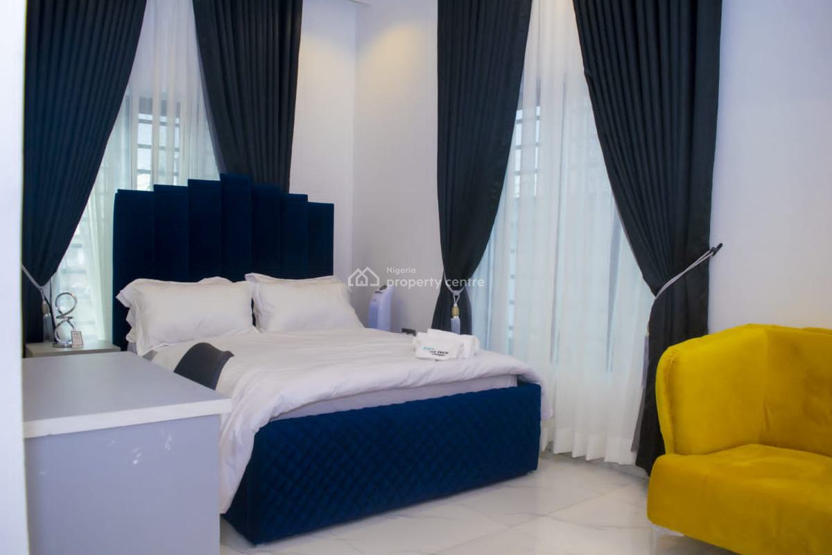 2 Bedroom Apartment, Surulere, Lagos, Flat / Apartment Short Let