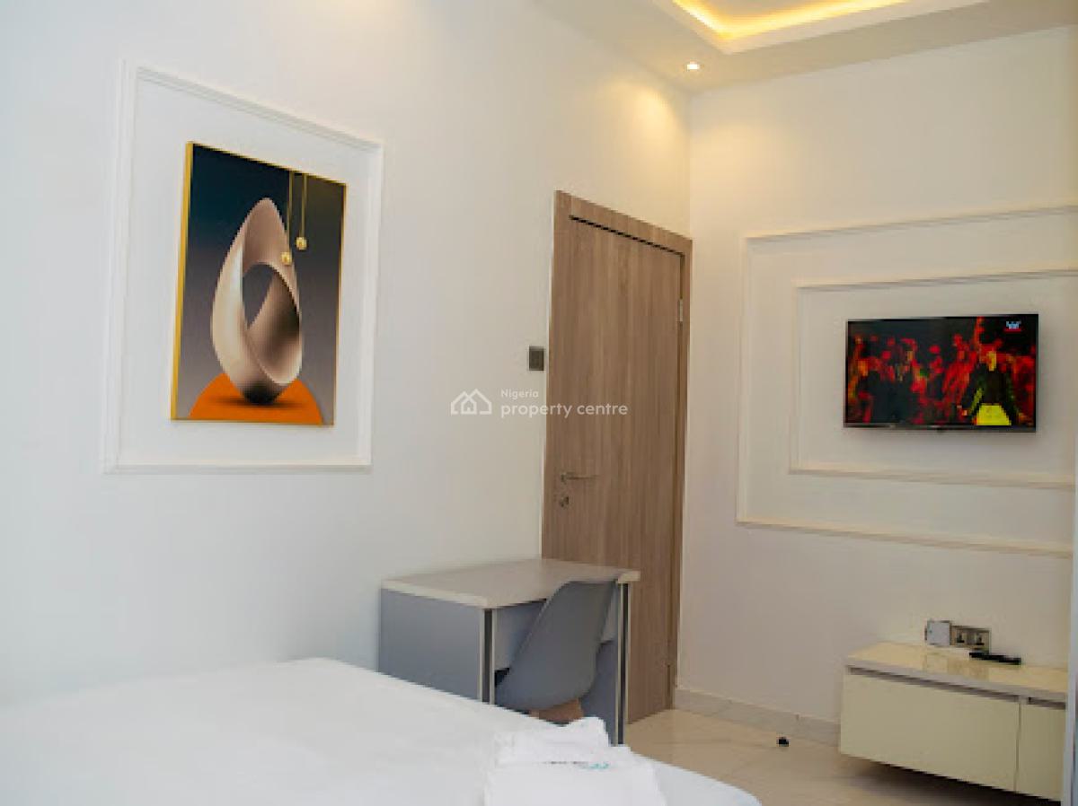 2 Bedroom Apartment, Surulere, Lagos, Flat / Apartment Short Let