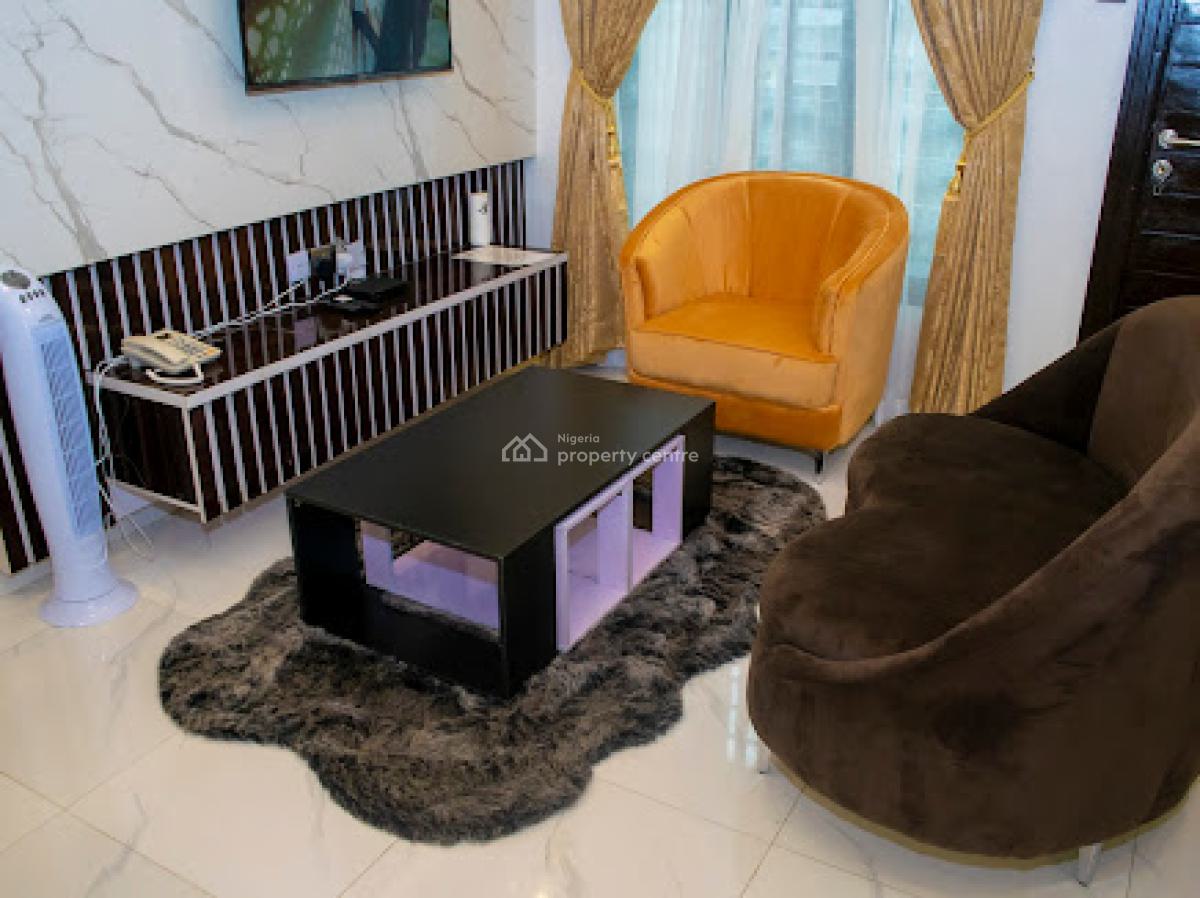 2 Bedroom Apartment, Surulere, Lagos, Flat / Apartment Short Let