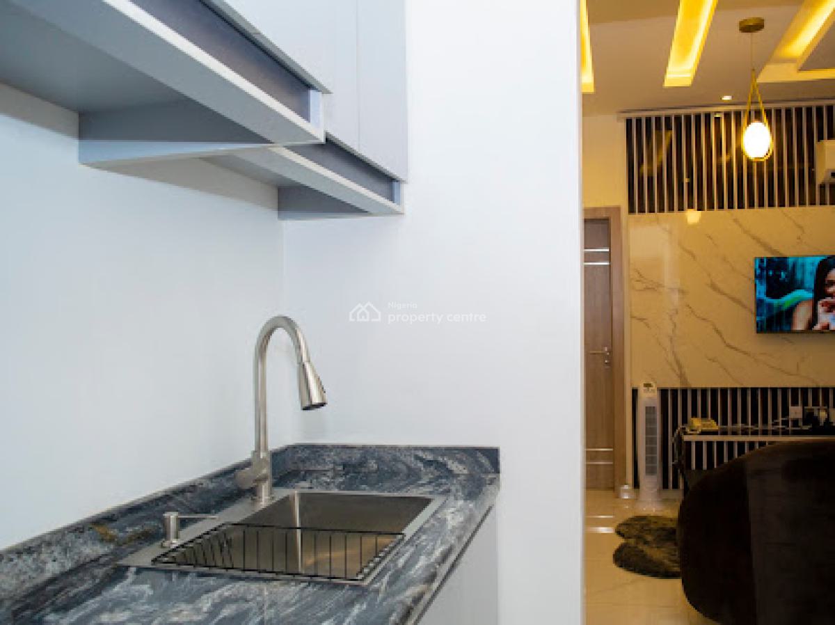 2 Bedroom Apartment, Surulere, Lagos, Flat / Apartment Short Let