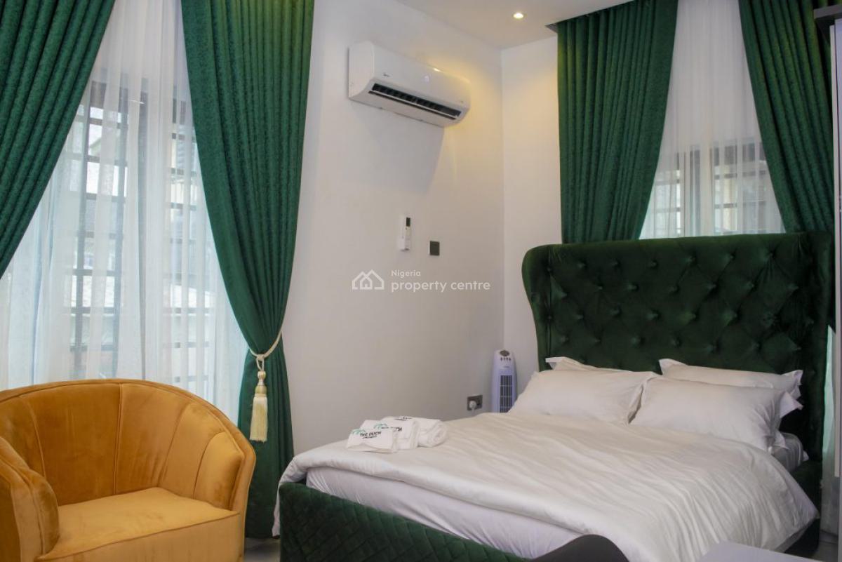 2 Bedroom Apartment, Surulere, Lagos, Flat / Apartment Short Let