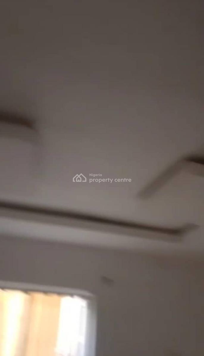 Lovely 2bedroom Flat, Olowoira Berger, Ojodu Berger, Ojodu, Lagos, Flat / Apartment for Rent