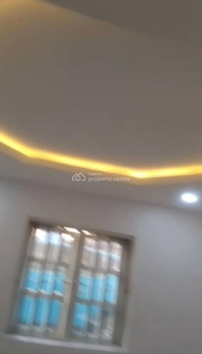 Lovely 2bedroom Flat, Olowoira Berger, Ojodu Berger, Ojodu, Lagos, Flat / Apartment for Rent