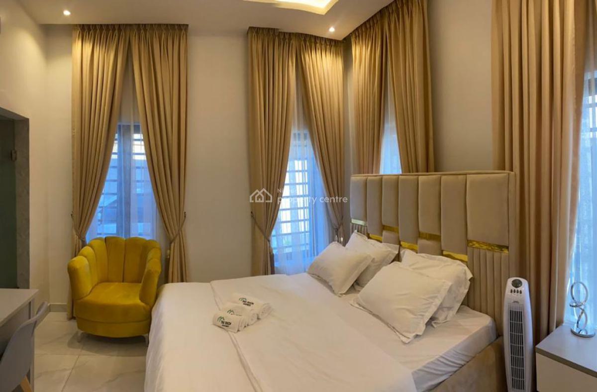 1 Bedroom Apartment, Surulere, Lagos, Mini Flat (room and Parlour) Short Let