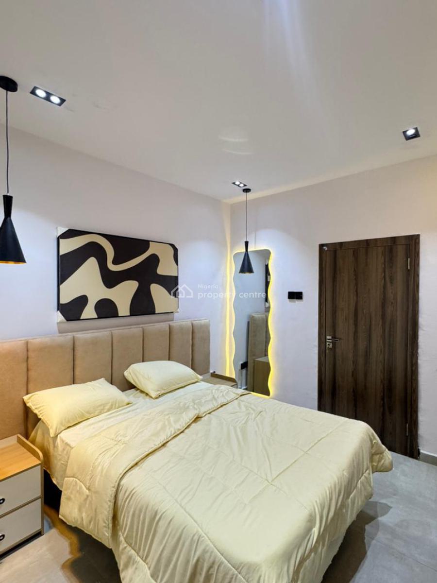 Fully Furnished 2 Bedroom Apartment in a Serene Neighborhood, Adelabu, Surulere, Lagos, Flat / Apartment Short Let