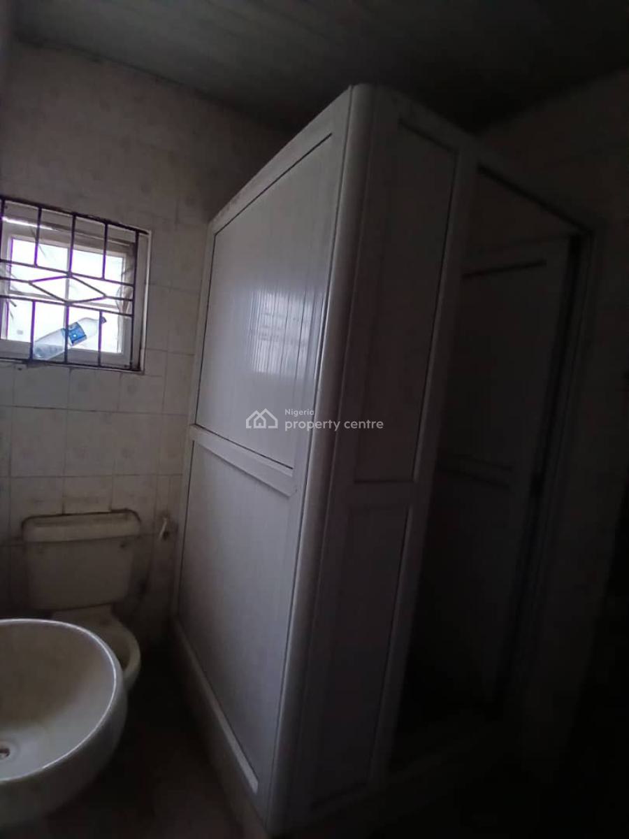 a Room with Shared Toilet in a Shared Apartment Inside a Gated, Badore, Ajah, Lagos, Flat / Apartment for Rent