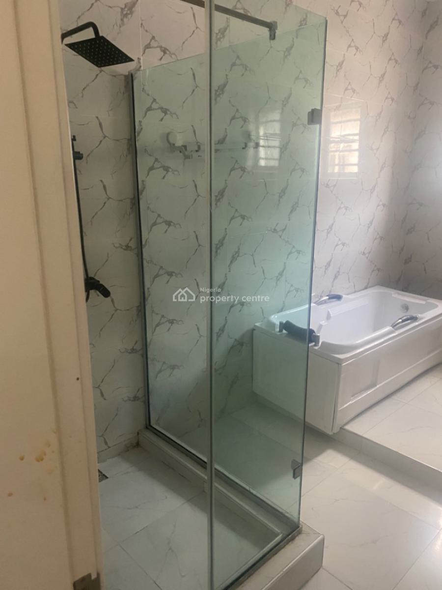Luxury Spacious Masters Bedroom, Lekki, Lagos, Flat / Apartment for Rent