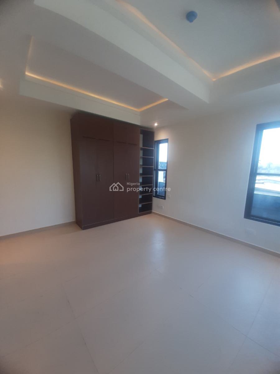 Newly Built and Serviced with 24/7 Power Supply 2 Bedroom En-suite Fla, Victoria Island (vi), Lagos, Flat / Apartment for Rent