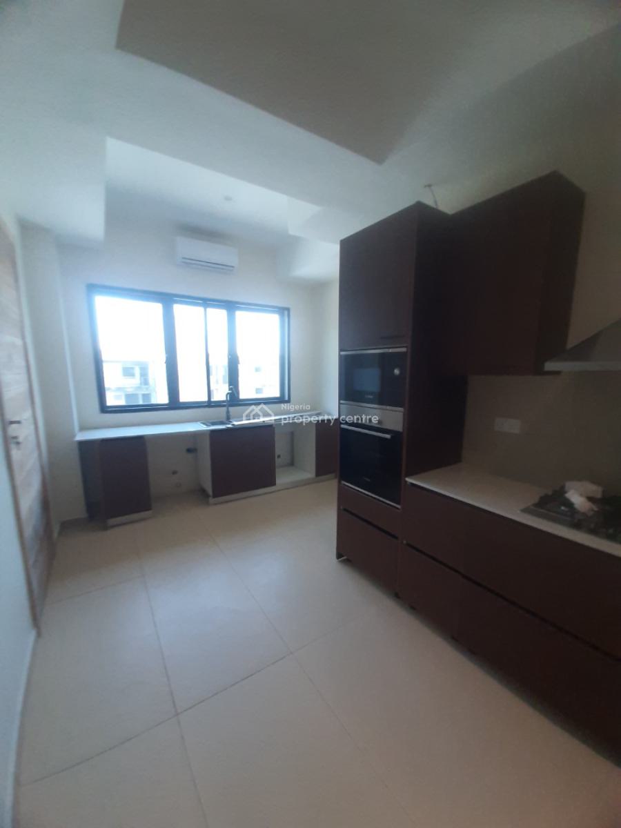 Newly Built and Serviced with 24/7 Power Supply 2 Bedroom En-suite Fla, Victoria Island (vi), Lagos, Flat / Apartment for Rent