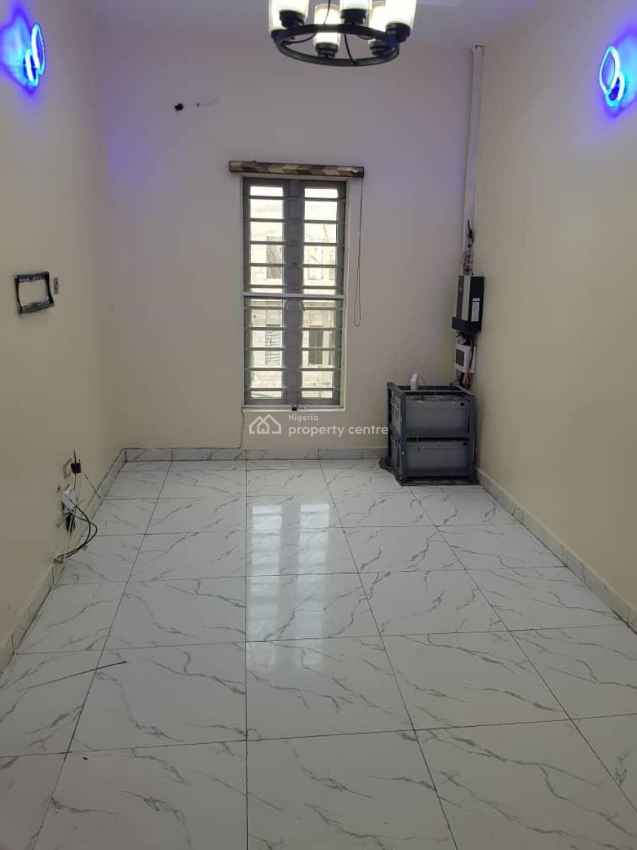 Well Maintained 4 Bedroom Terrace Duplex, Orchid Road, Lekki, Lagos, Terraced Duplex for Rent