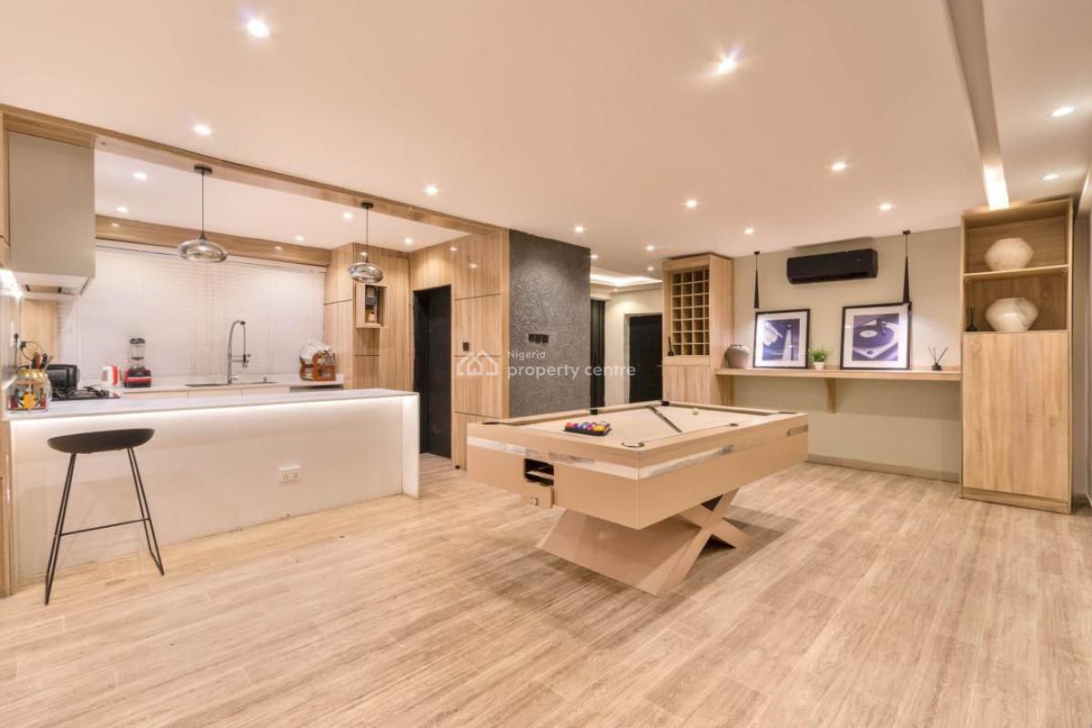 2 Bedroom Luxury Waterfront Apartment, Off Admiralty Road, Lekki Phase 1, Lekki, Lagos, Flat / Apartment Short Let