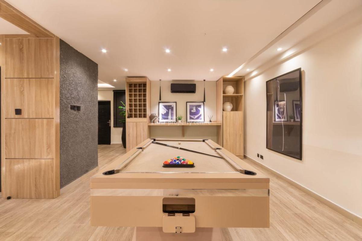 2 Bedroom Luxury Waterfront Apartment, Off Admiralty Road, Lekki Phase 1, Lekki, Lagos, Flat / Apartment Short Let