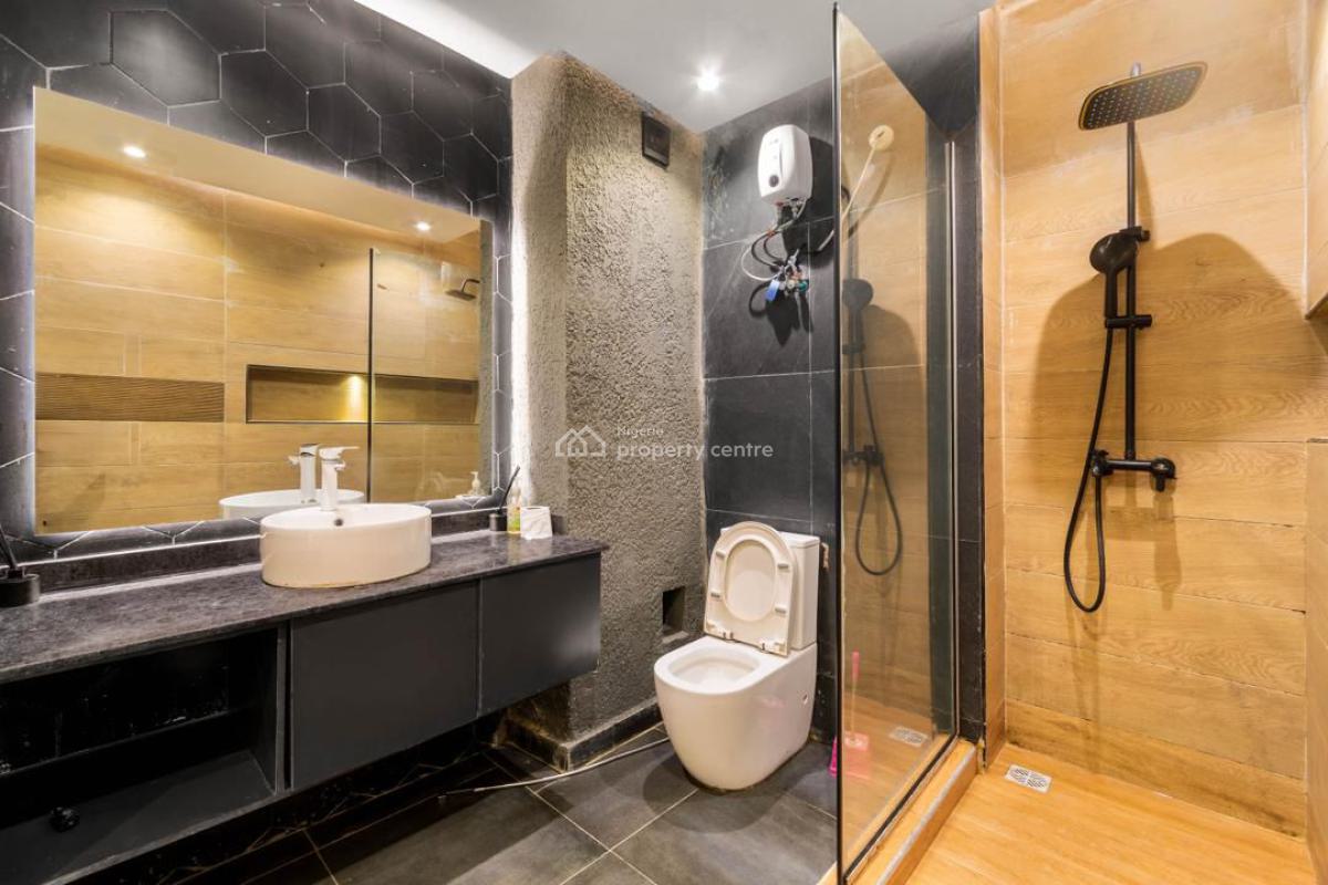 2 Bedroom Luxury Waterfront Apartment, Off Admiralty Road, Lekki Phase 1, Lekki, Lagos, Flat / Apartment Short Let