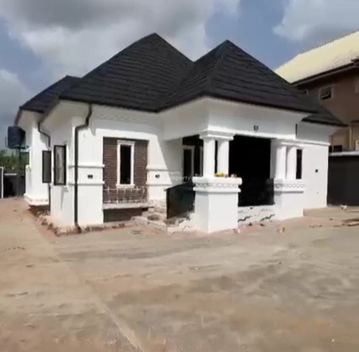Luxury 4 Bedrooms Bungalow on 80ft By 100ft Land, Omogiate Street Off, Benin, Oredo, Edo, House for Sale