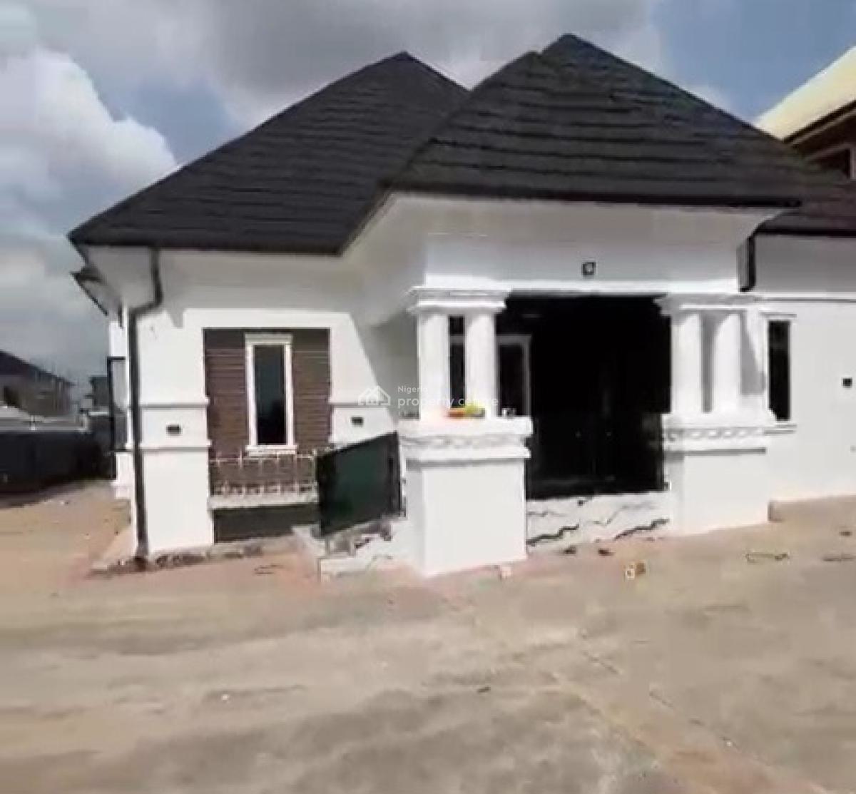 Luxury 4 Bedrooms Bungalow on 80ft By 100ft Land, Omogiate Street Off, Benin, Oredo, Edo, House for Sale