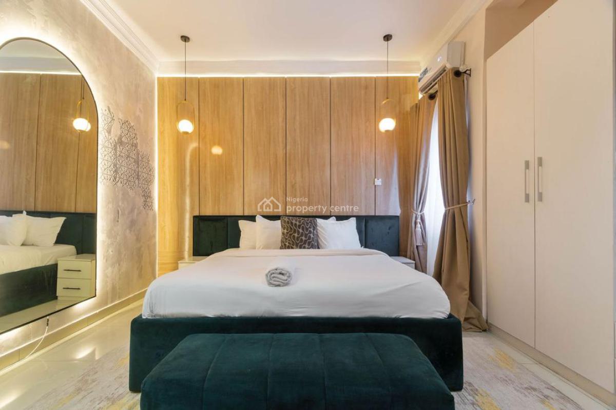 Luxurious 3 Bedroom with Pool, Snooker Board and Ps5, Lekki Phase 1, Lekki, Lagos, Flat / Apartment Short Let