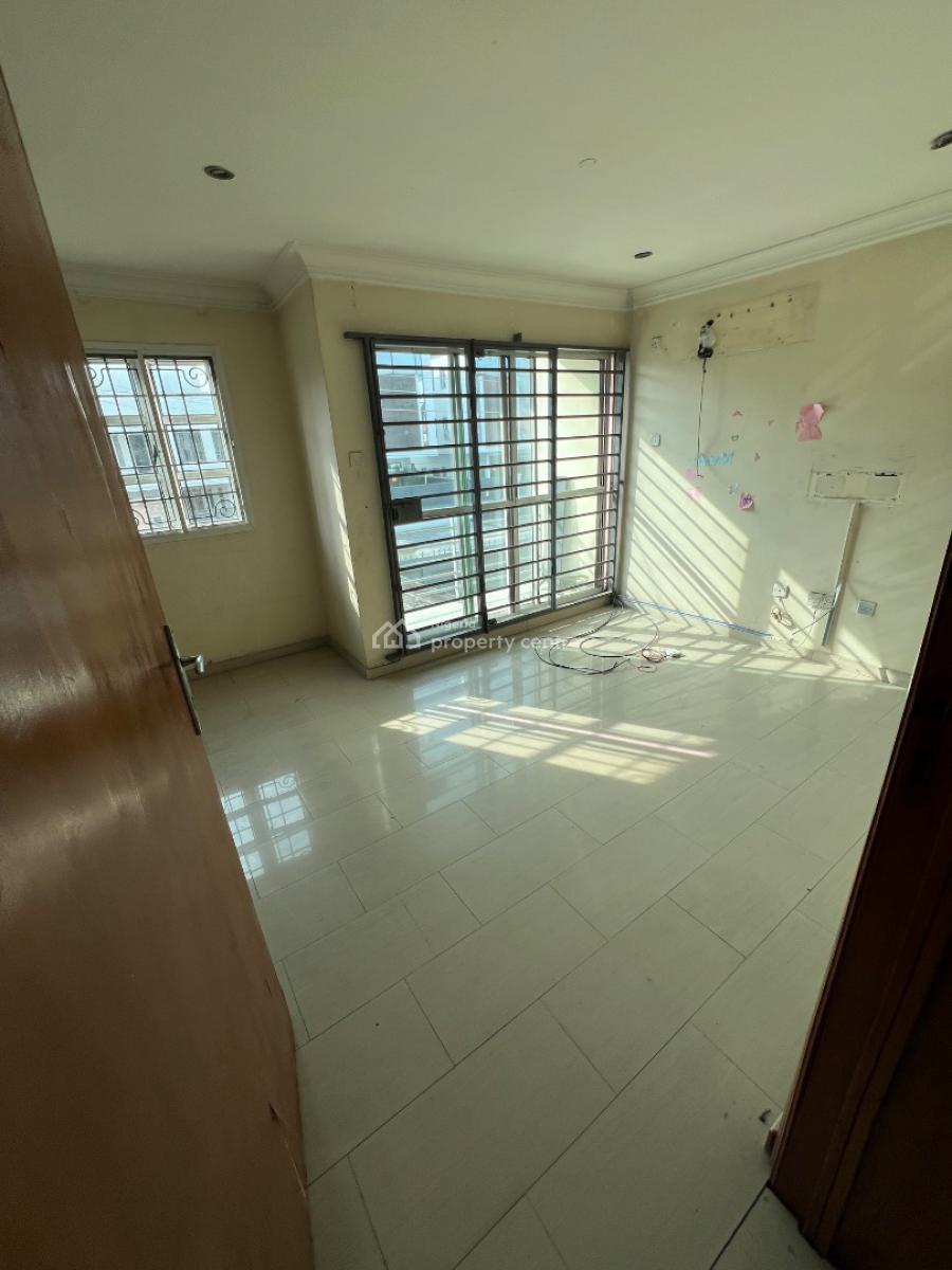 5-bedroom Semi-detached Duplex (residential Or Commercial Use Allowed), Lekki Phase 1, Lekki, Lagos, House for Rent