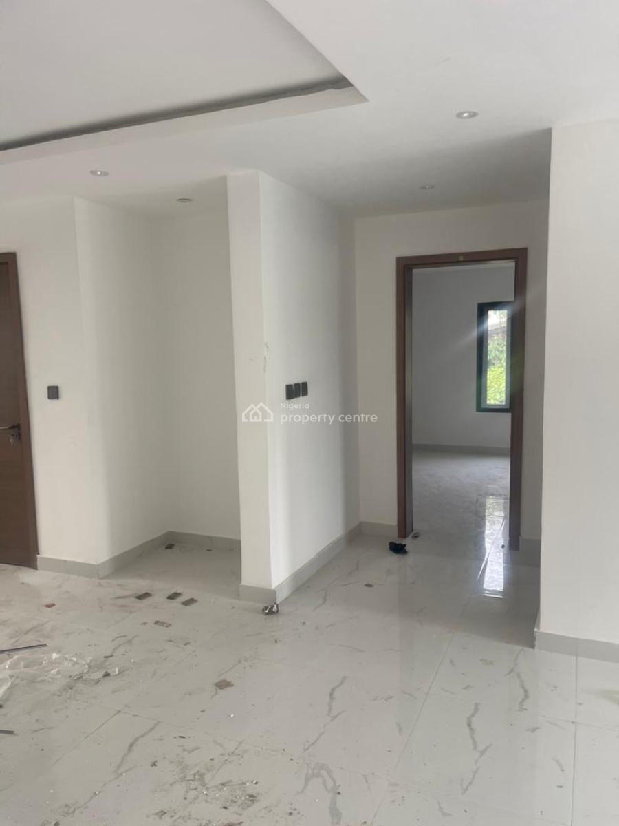 Newly Built 2 Bedroom Apartment, Off Awokowo Road. Ikoyi, Ikoyi, Lagos, Flat / Apartment for Sale