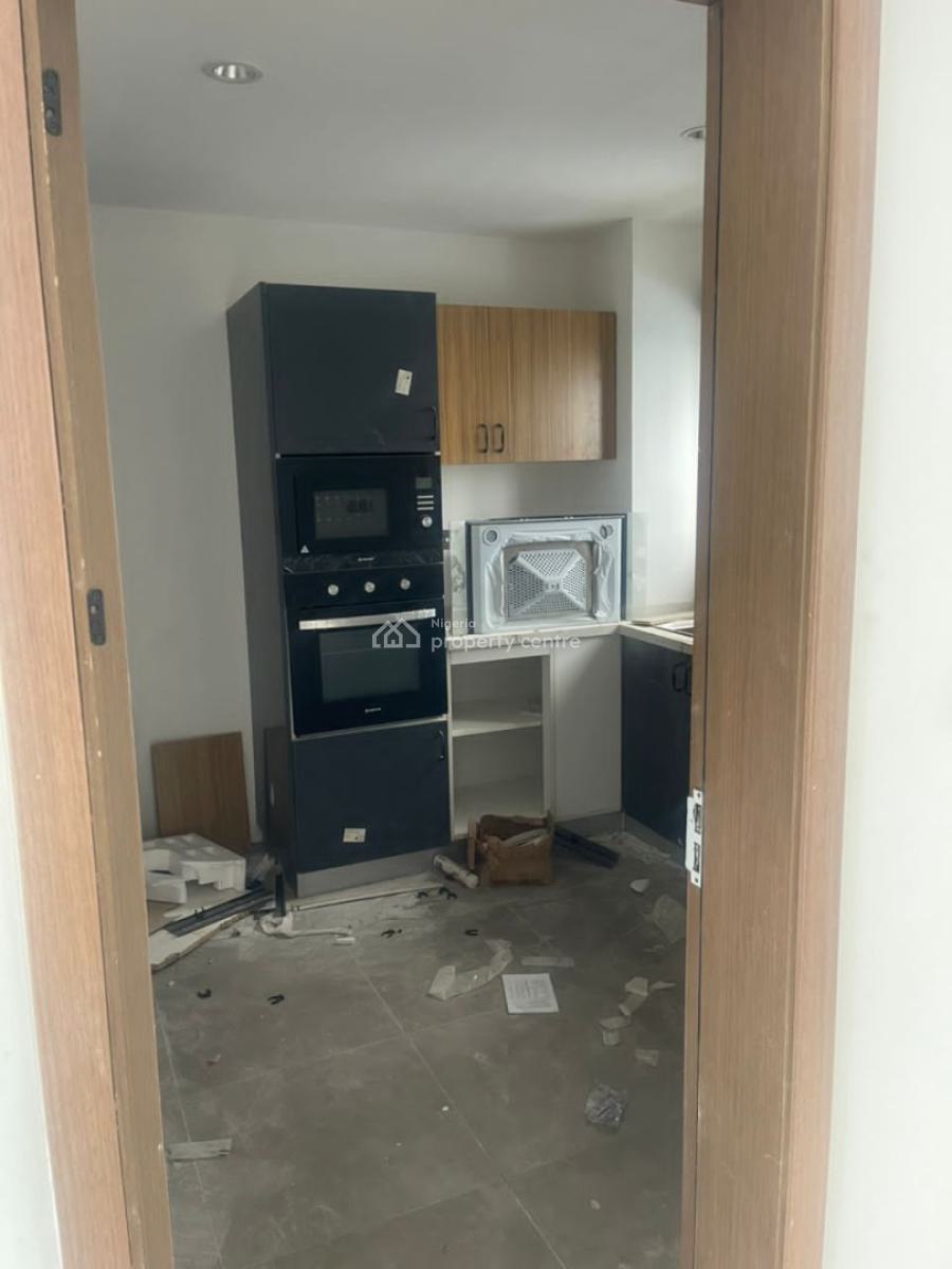 Newly Built 2 Bedroom Apartment, Off Awokowo Road. Ikoyi, Ikoyi, Lagos, Flat / Apartment for Sale