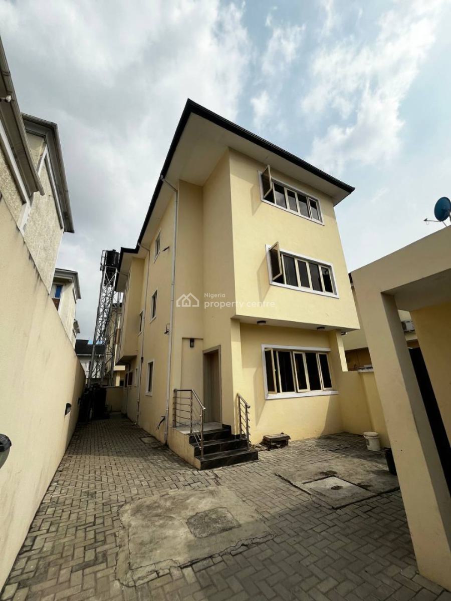 5 Bedroom Detached House with a  Bq, Igbo Efon, Lekki, Lagos, Detached Duplex for Sale