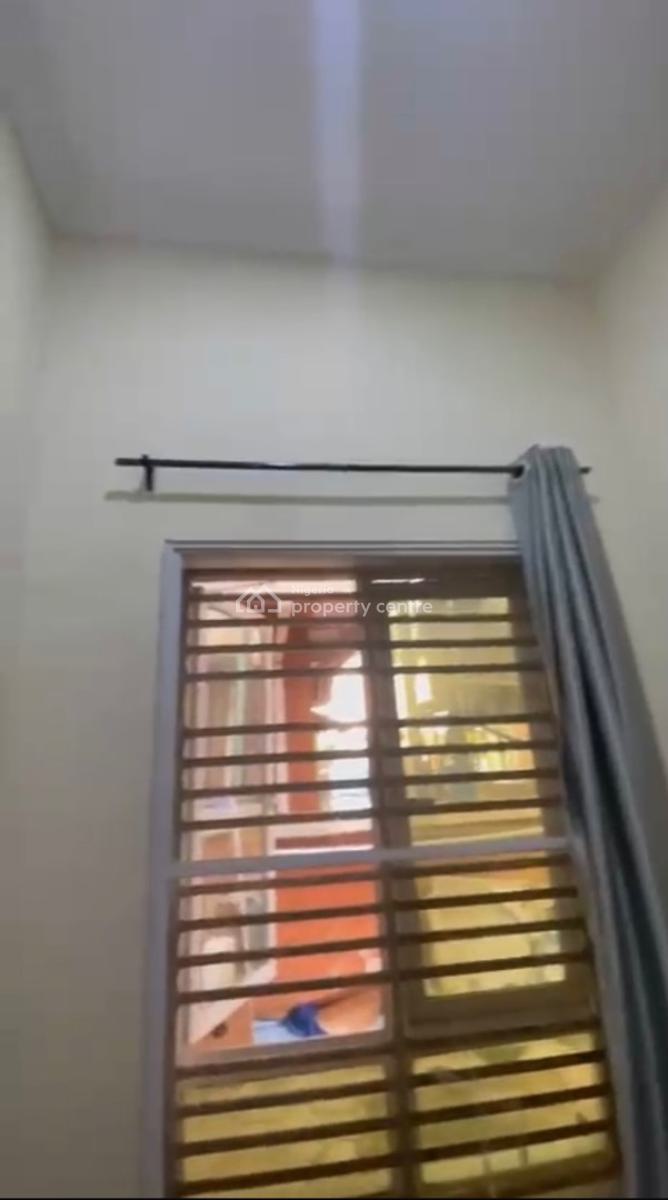 Spacious Bq Apt  Stable Power Supply,, Spg, Ologolo, Lekki, Lagos, Flat / Apartment for Rent