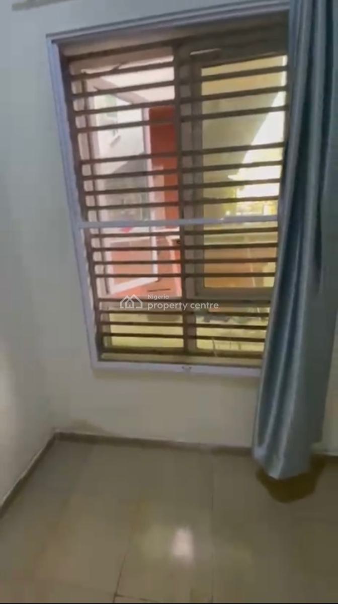 Spacious Bq Apt  Stable Power Supply,, Spg, Ologolo, Lekki, Lagos, Flat / Apartment for Rent