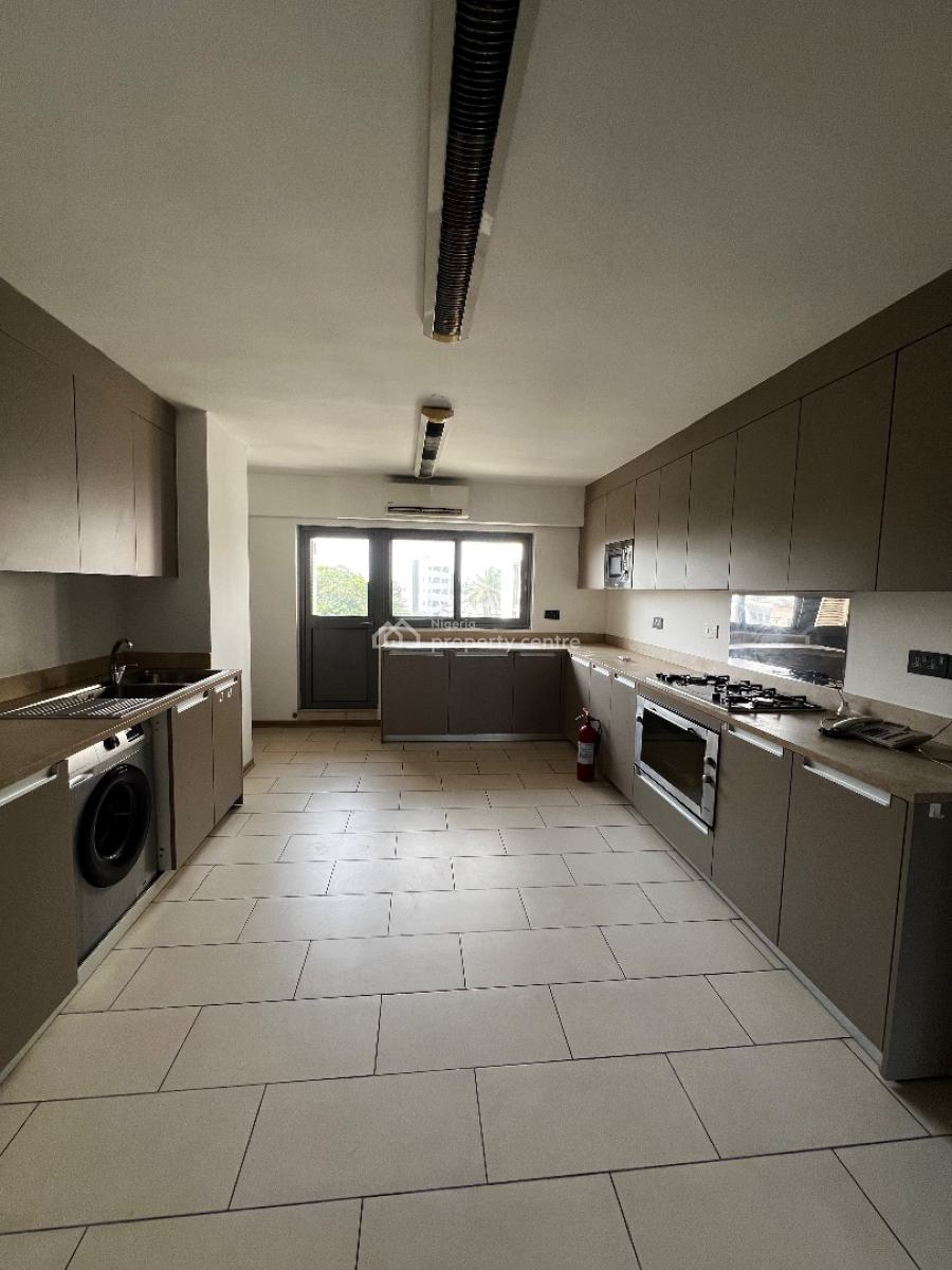 Luxurious Waterfront 3 Bedroom Apartments with Bq, Off Awolowo Road, Ikoyi, Lagos, Flat / Apartment for Rent