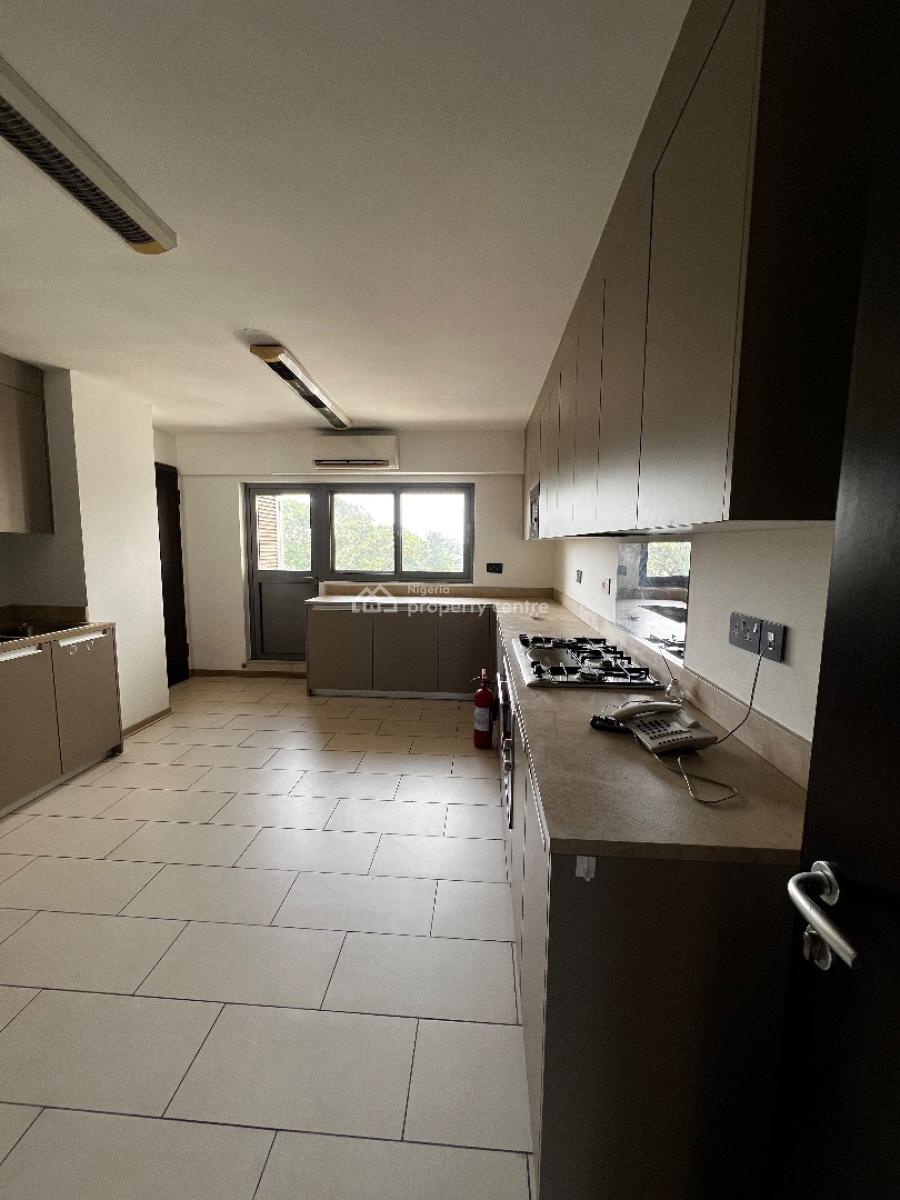 Luxurious Waterfront 3 Bedroom Apartments with Bq, Off Awolowo Road, Ikoyi, Lagos, Flat / Apartment for Rent