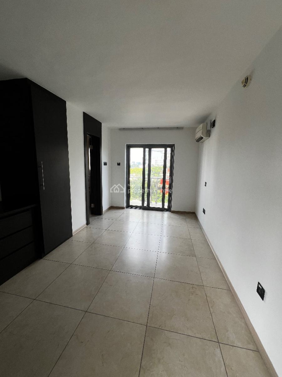 Luxurious Waterfront 3 Bedroom Apartments with Bq, Off Awolowo Road, Ikoyi, Lagos, Flat / Apartment for Rent