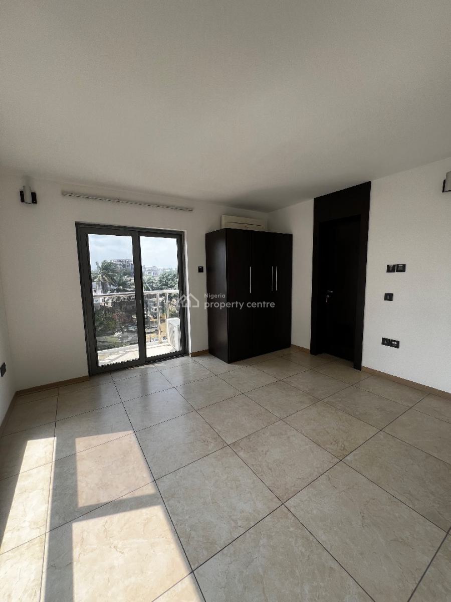 Luxurious Waterfront 3 Bedroom Apartments with Bq, Off Awolowo Road, Ikoyi, Lagos, Flat / Apartment for Rent