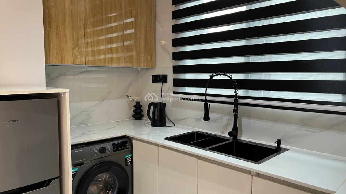 2 Bedroom Apartment with Breakfast, Ladoke Akintola Road, Ikeja Gra, Ikeja, Lagos, Flat / Apartment Short Let