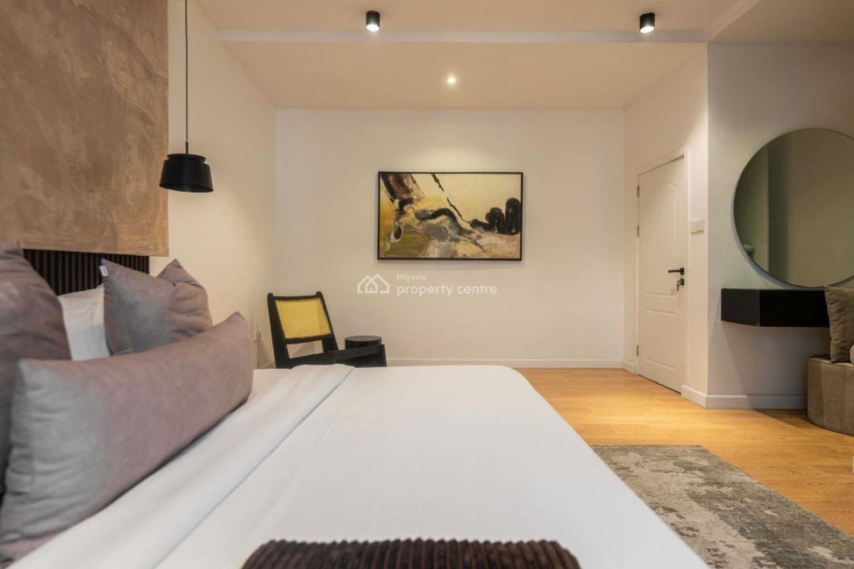 Luxury 2bedrooms Apartment with Pool and Gym, Phase 1, Lekki, Lagos, Flat / Apartment Short Let