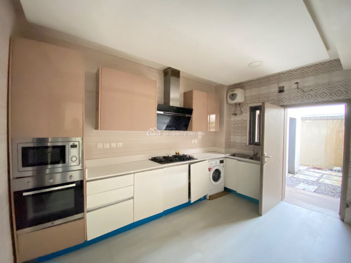 Well Maintained 3 Bedrooms Flat with 1 Bq, Ikoyi, Lagos, Flat / Apartment for Rent