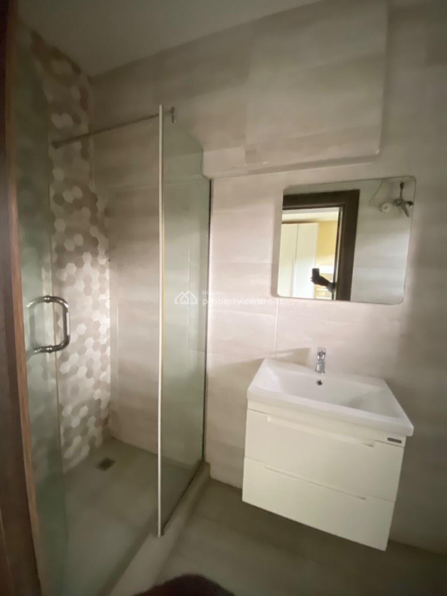 Well Maintained 3 Bedrooms Flat with 1 Bq, Ikoyi, Lagos, Flat / Apartment for Rent