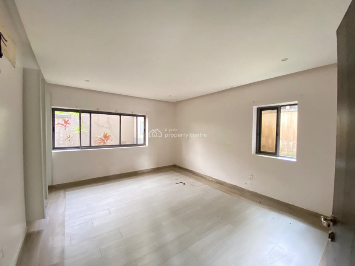 Well Maintained 3 Bedrooms Flat with 1 Bq, Ikoyi, Lagos, Flat / Apartment for Rent