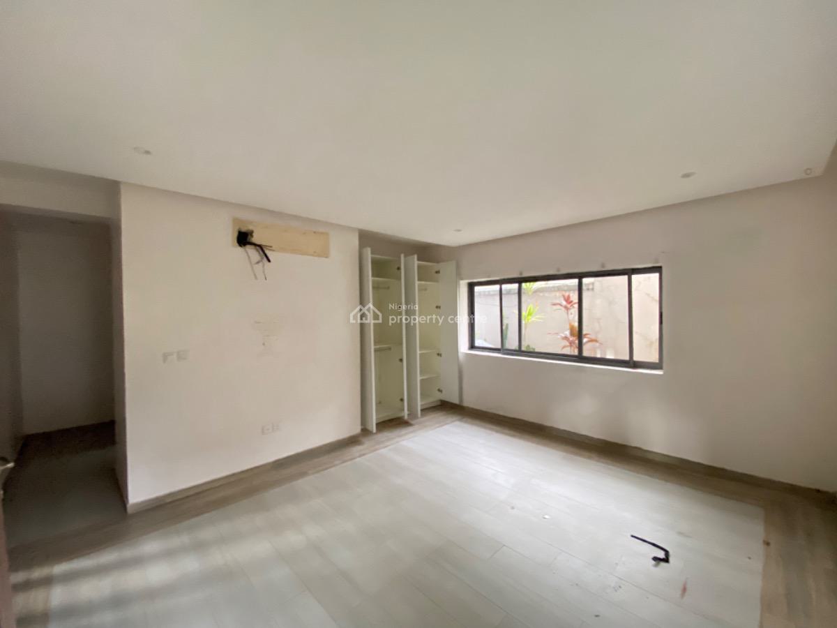 Well Maintained 3 Bedrooms Flat with 1 Bq, Ikoyi, Lagos, Flat / Apartment for Rent