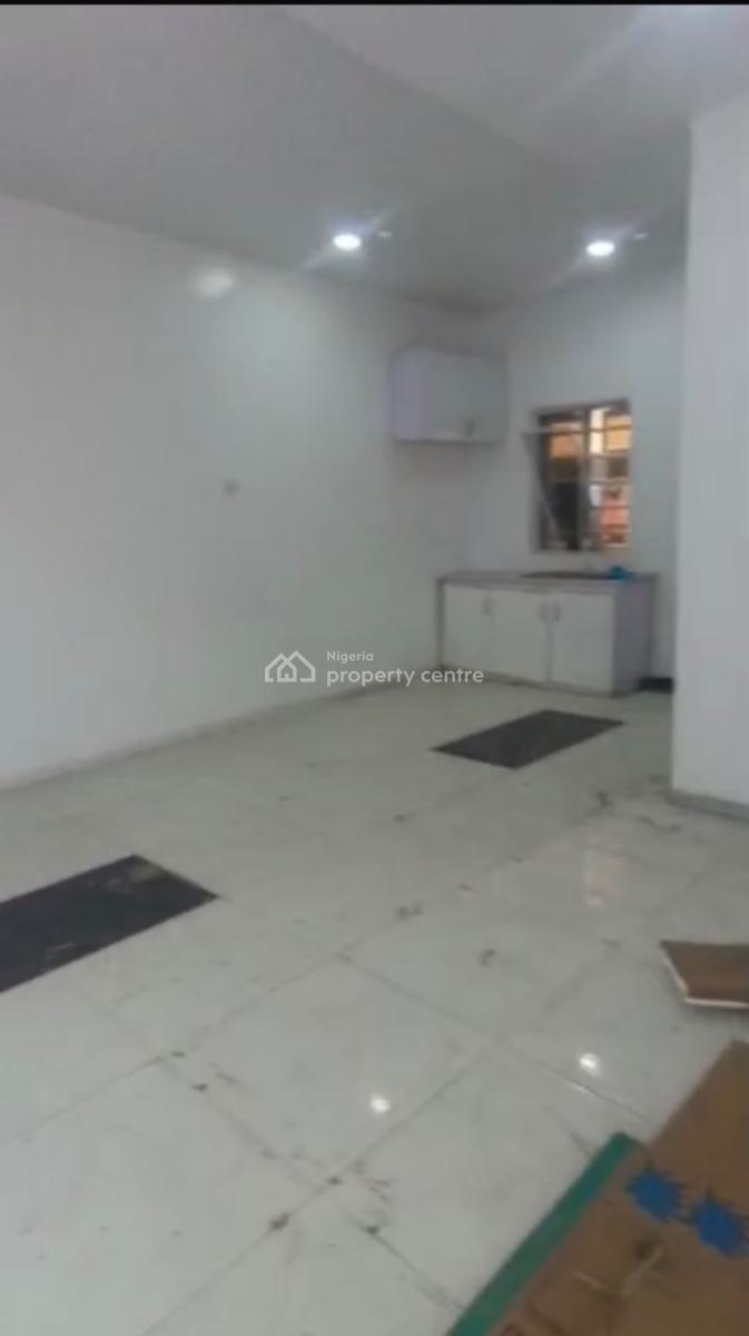 Standard and Specious Studio Apartment Available, Chevyview Estate Chevron, Lekki, Lagos, Flat / Apartment for Rent