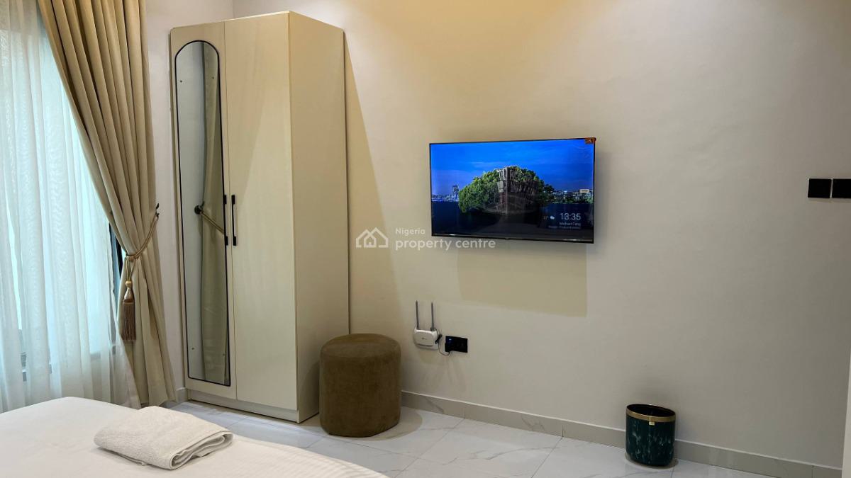 Alpha 2 Bedroom Apartment with Breakfast, Ladoke Akintola Road, Ikeja Gra, Ikeja, Lagos, Flat / Apartment Short Let