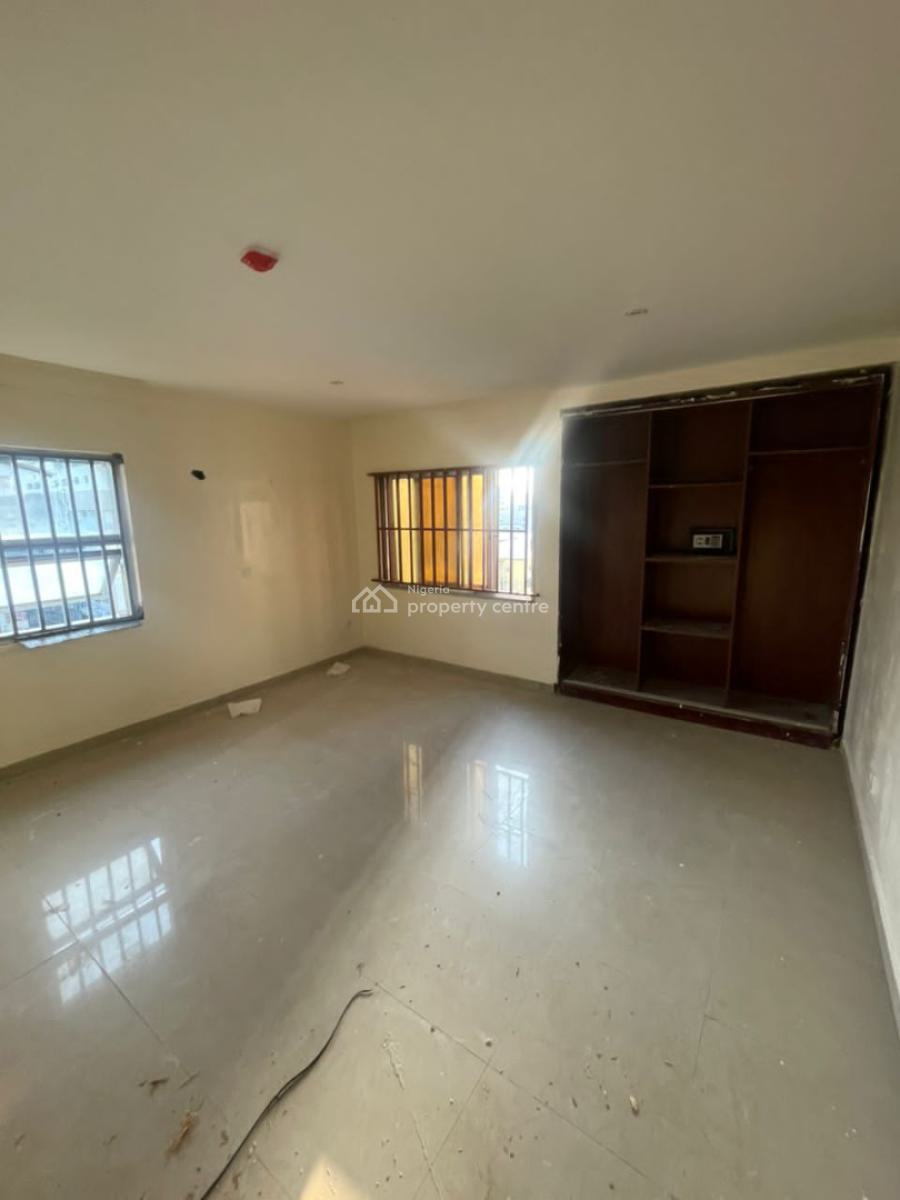 Standard Size Precious 1 Bedroom Apartments at V.i, V.i, Victoria Island (vi), Lagos, Mini Flat (room and Parlour) for Rent