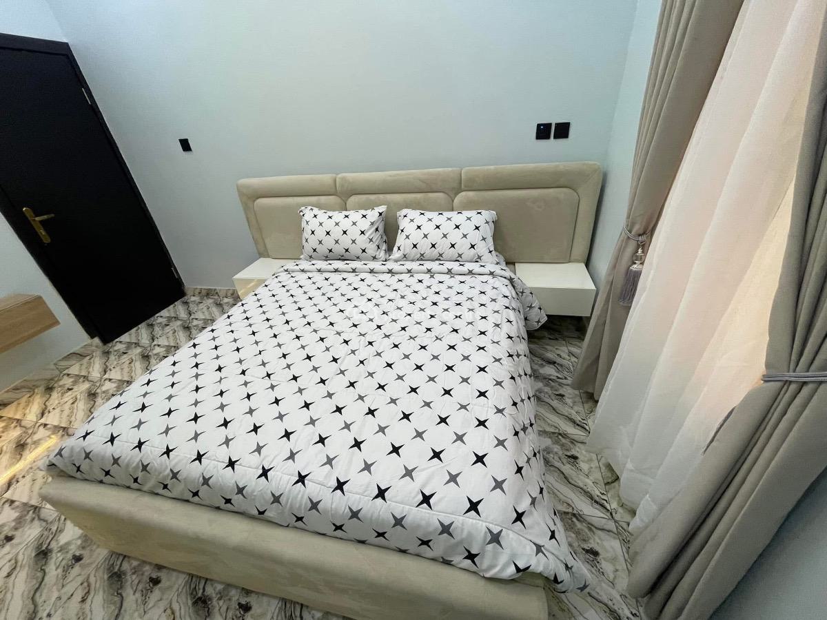 a 2 Bedroom Serviced Apartment, Ebute, Ikorodu, Lagos, Flat / Apartment Short Let